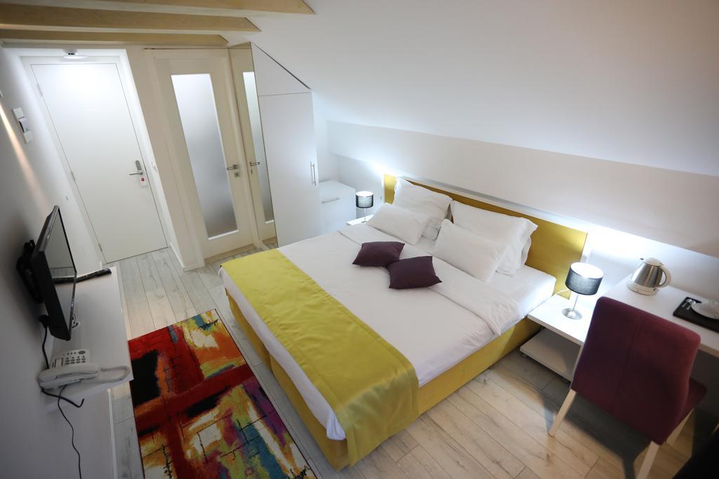 Hotel Boutique Libris